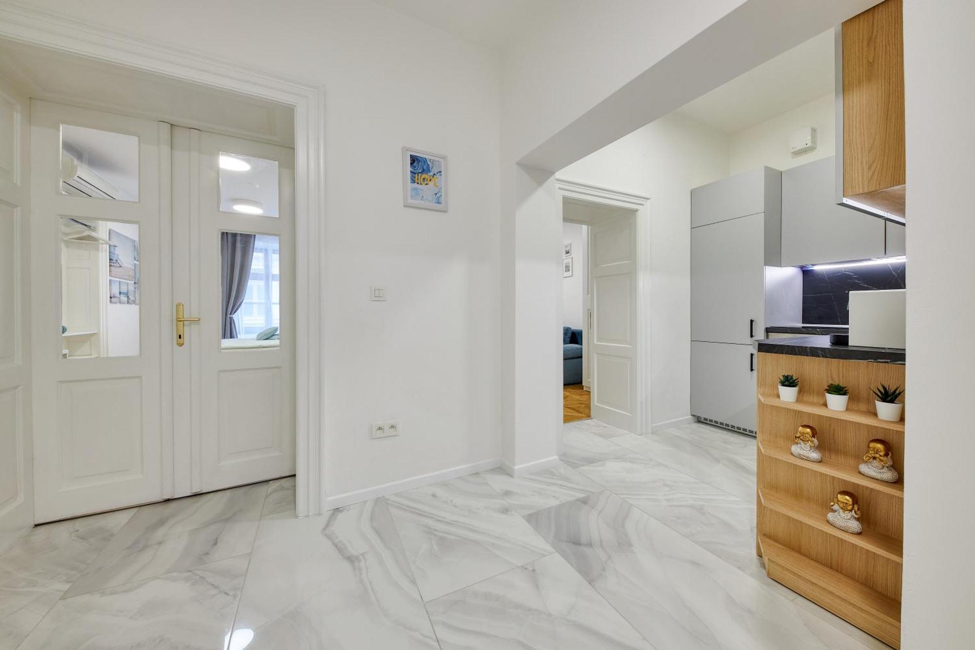 Citylife Residence Bratislava Buitenkant foto