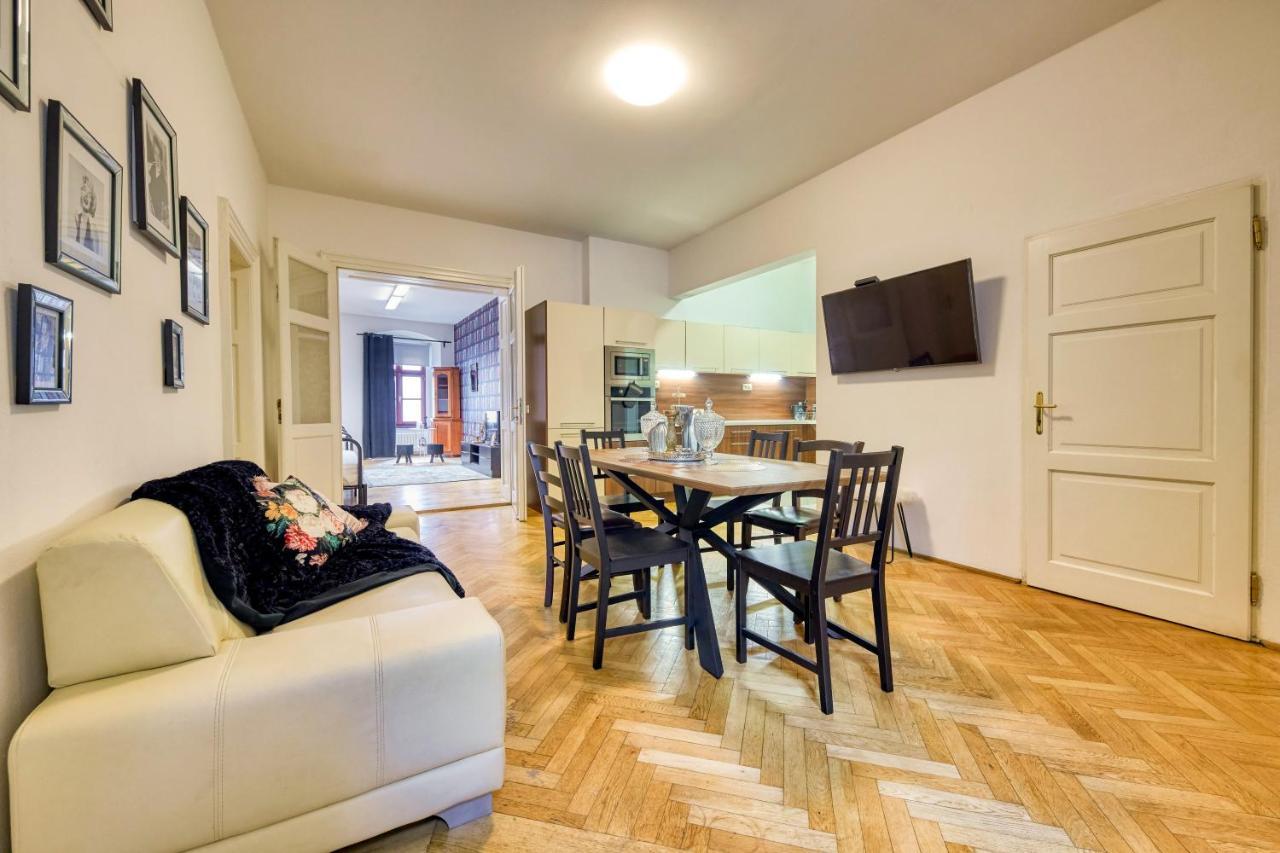 Citylife Residence Bratislava Buitenkant foto